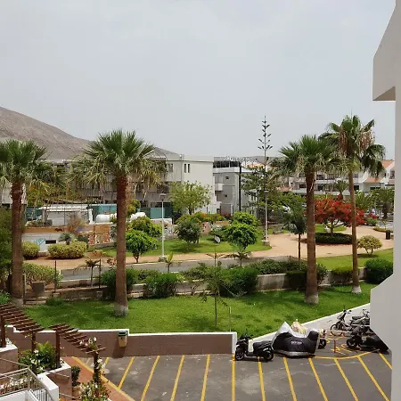 On Avenida De Amsterdam 3 Apartment Los Cristianos (Tenerife)